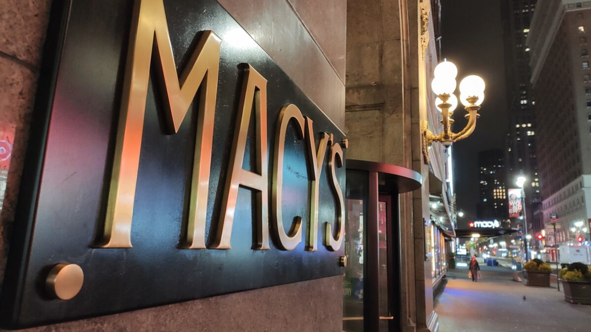 macy’s-cuts-full-year-forecast-despite-strong-quarter,-fearing-shoppers-will-pull-back-on-spending