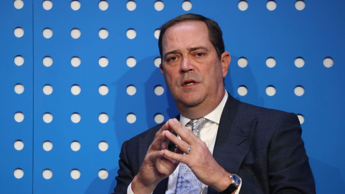 cisco-tops-estimates-on-revenue-and-profit-and-gives-optimistic-annual-sales-forecast