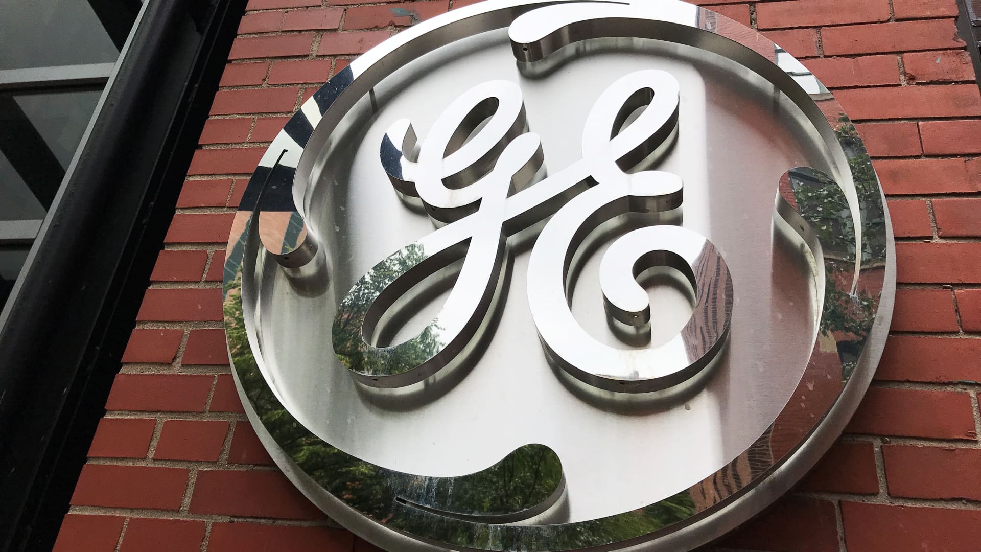 ge’s-2023-profit-forecast-weighed-down-by-renewable-business