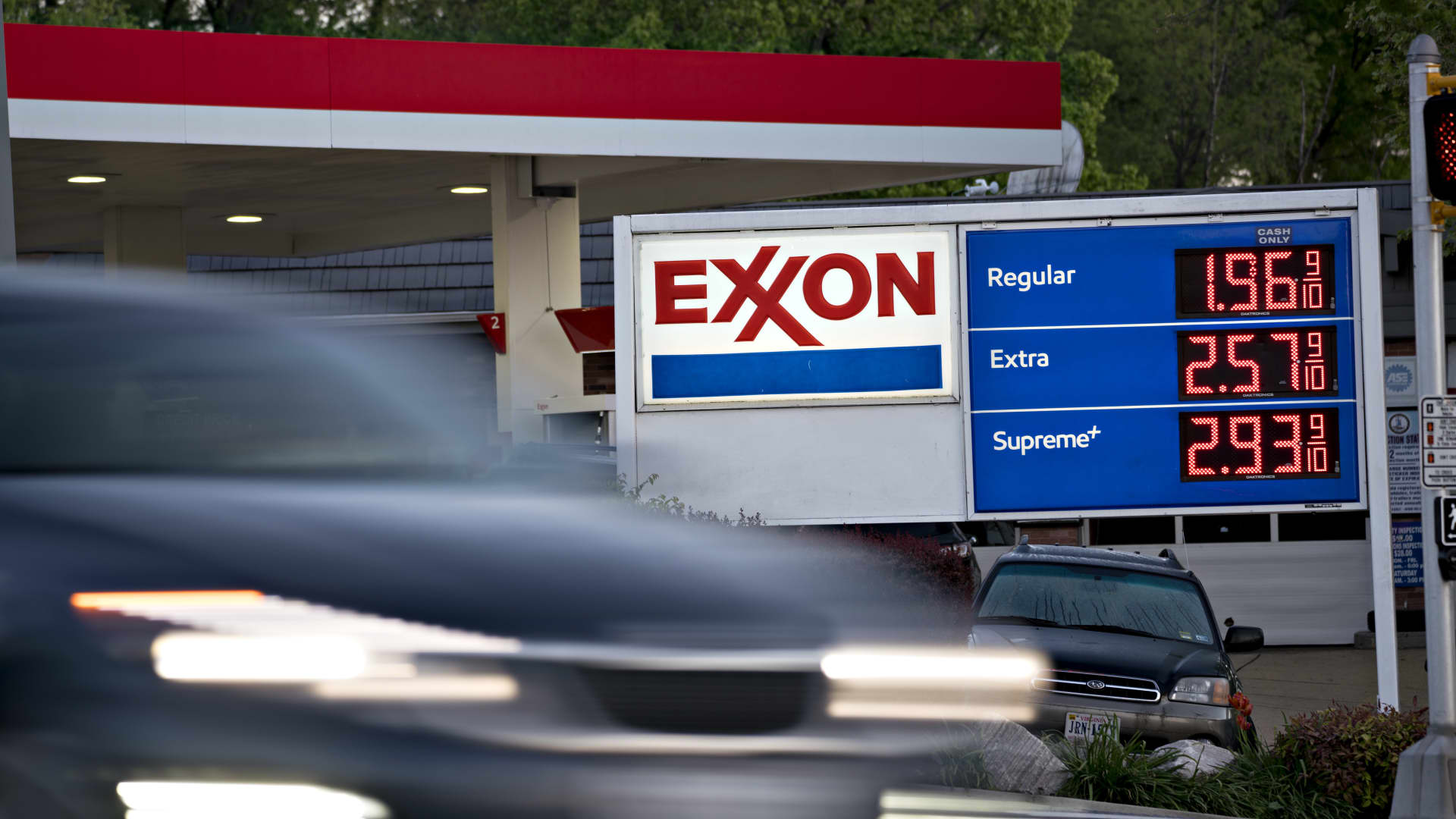 exxon-smashes-western-oil-majors’-earnings-record-with-$56-billion-profit-for-2022