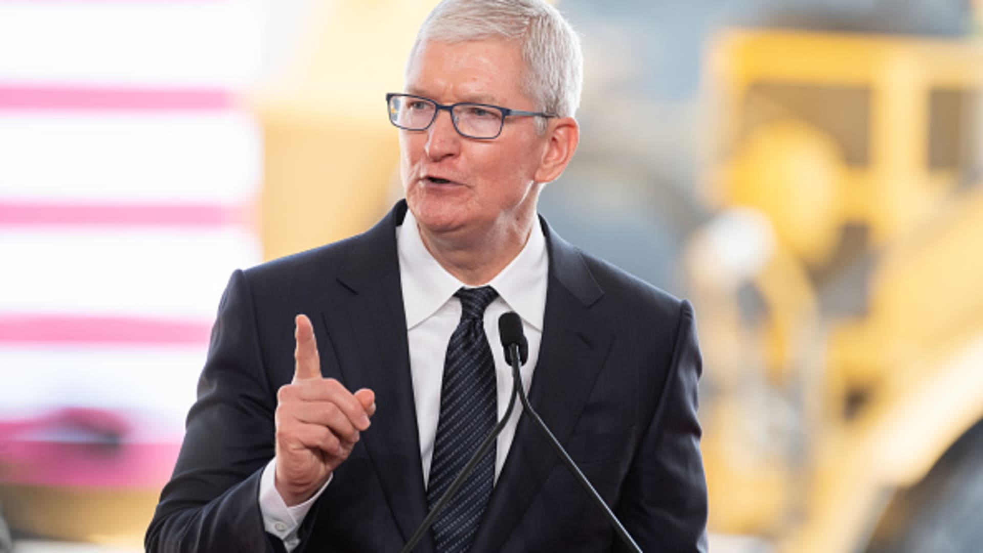 apple-reports-earnings-after-the-bell-thursday