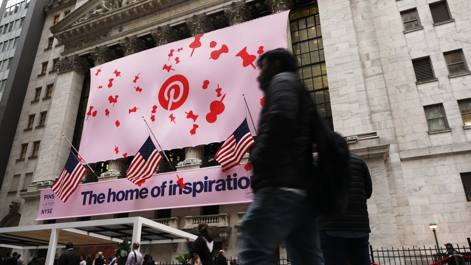 pinterest-shares-plunge-as-much-as-12%-on-fourth-quarter-revenue-miss-and-weak-forecast