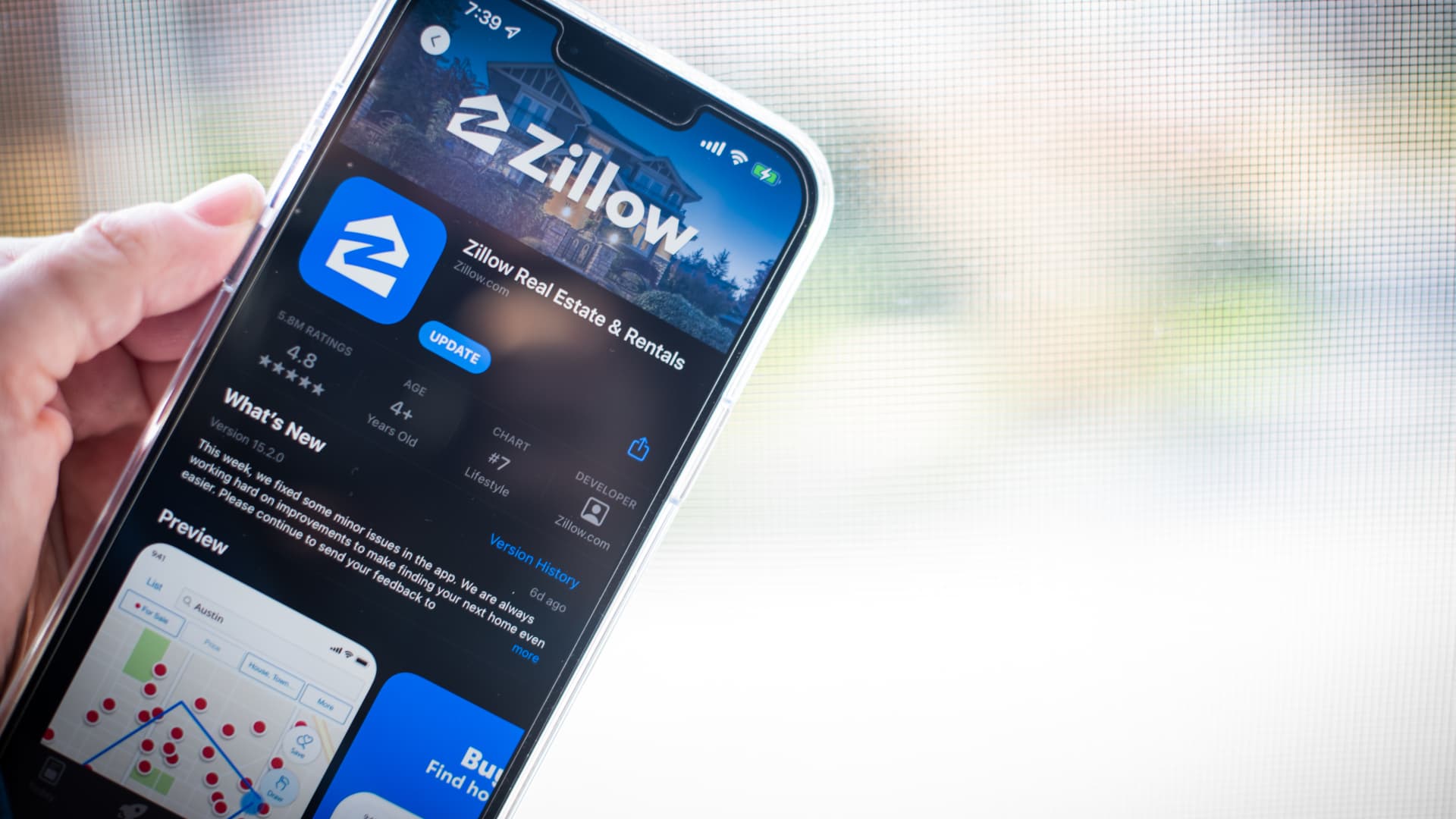 zillow-stock-up-following-fourth-quarter-earnings