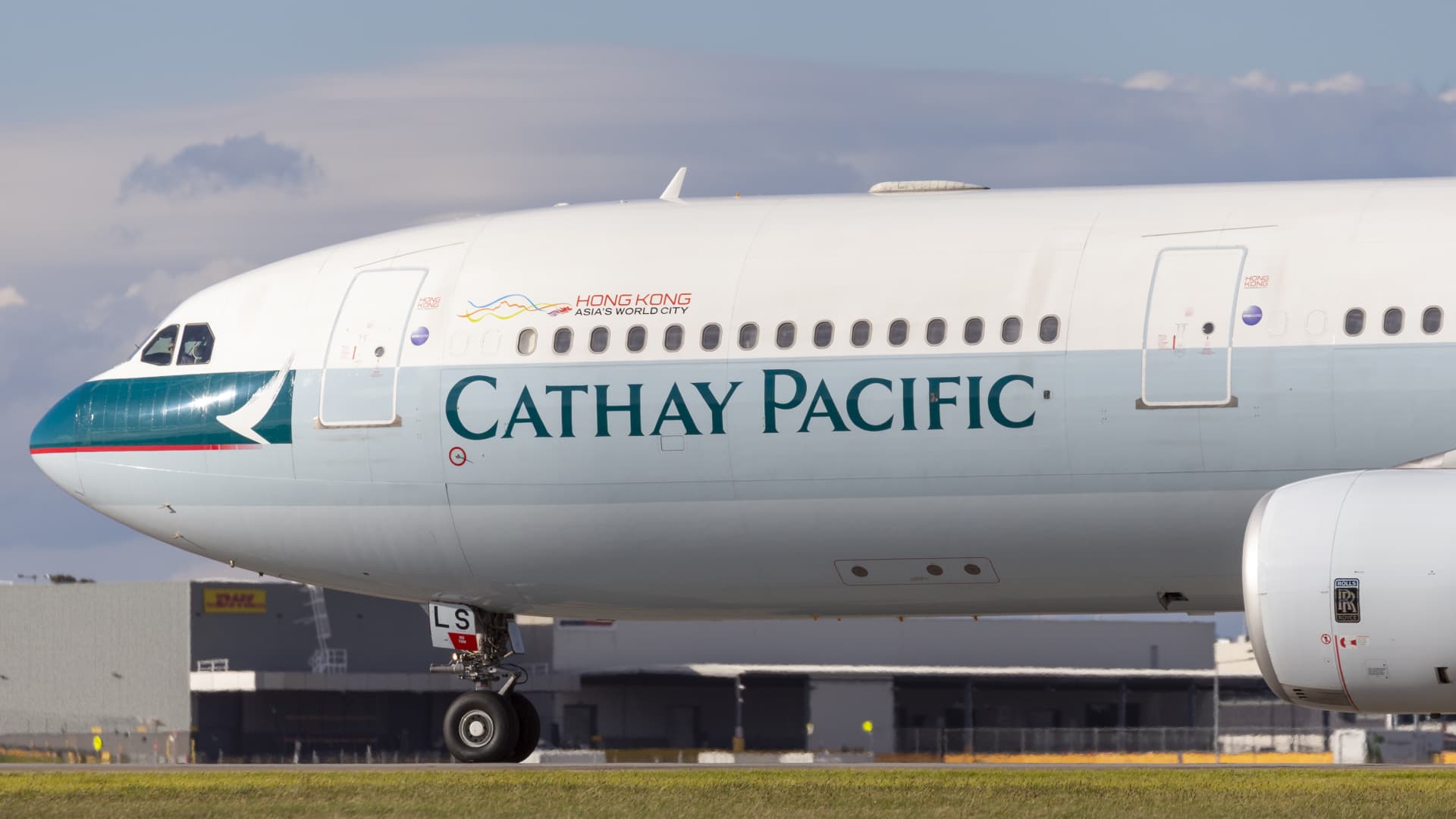 cathay-pacific-posts-wider-$834-million-loss-in-2022,-remains-upbeat-on-outlook