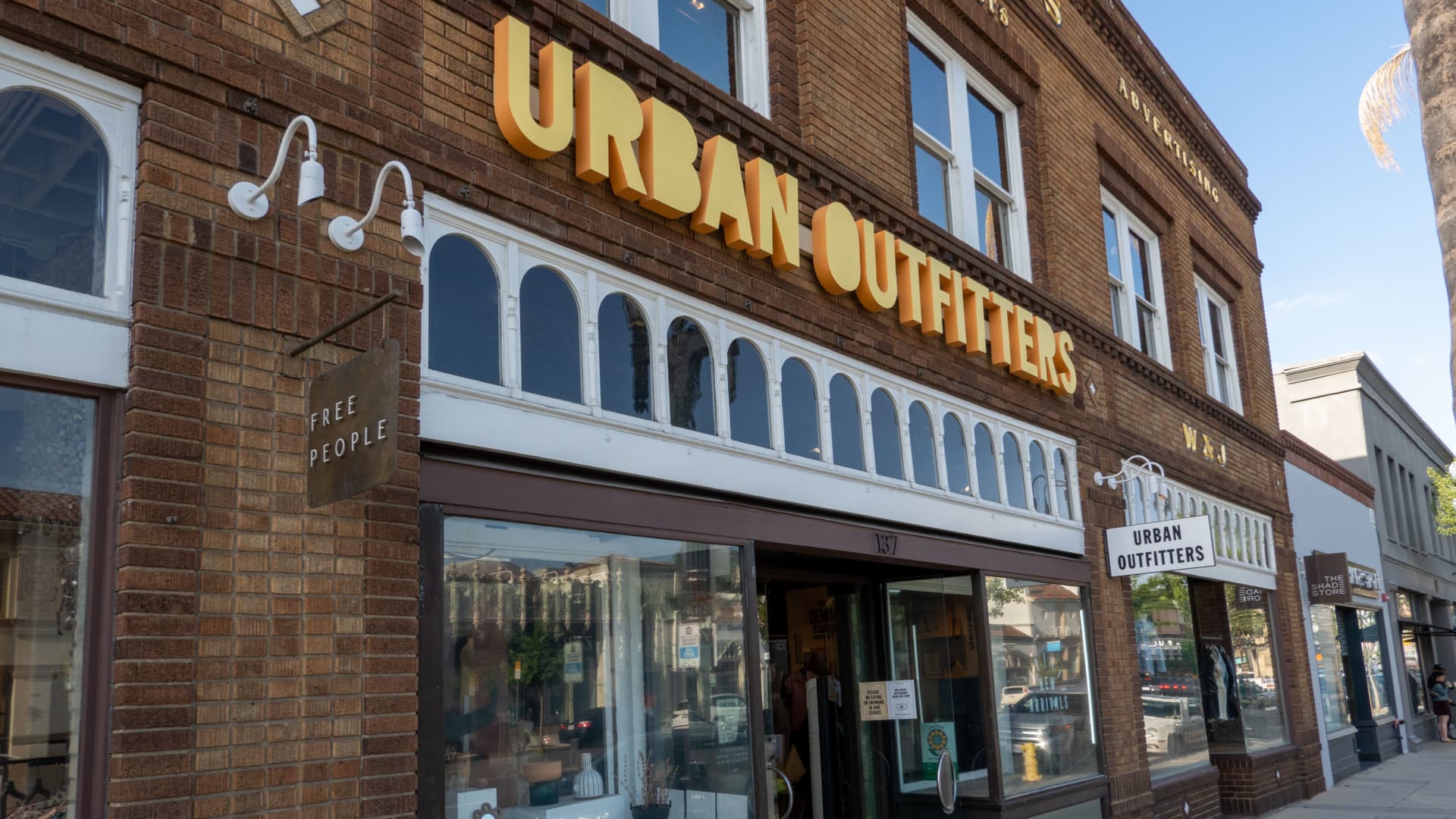 shares-of-urban-outfitters-spike-after-fiscal-first-quarter-earnings-beat