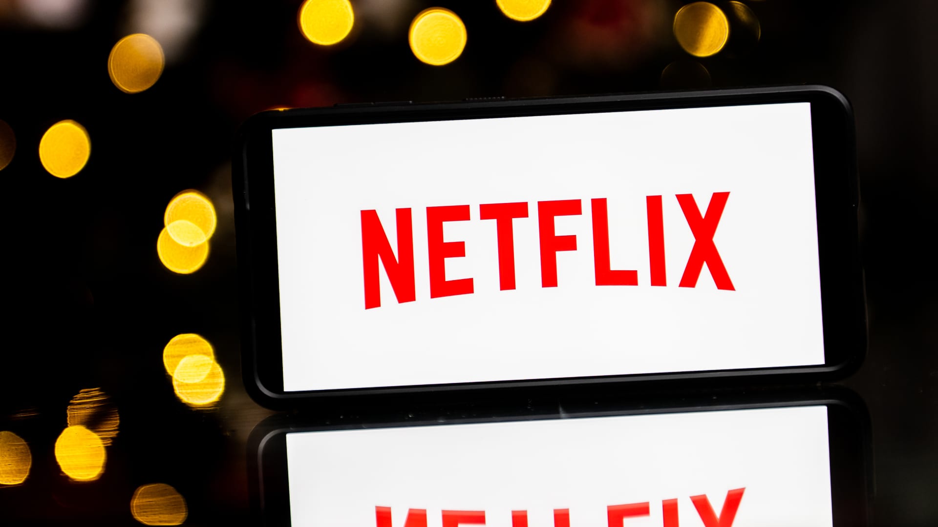 netflix-is-about-to-report-earnings-—-here’s-what-to-expect