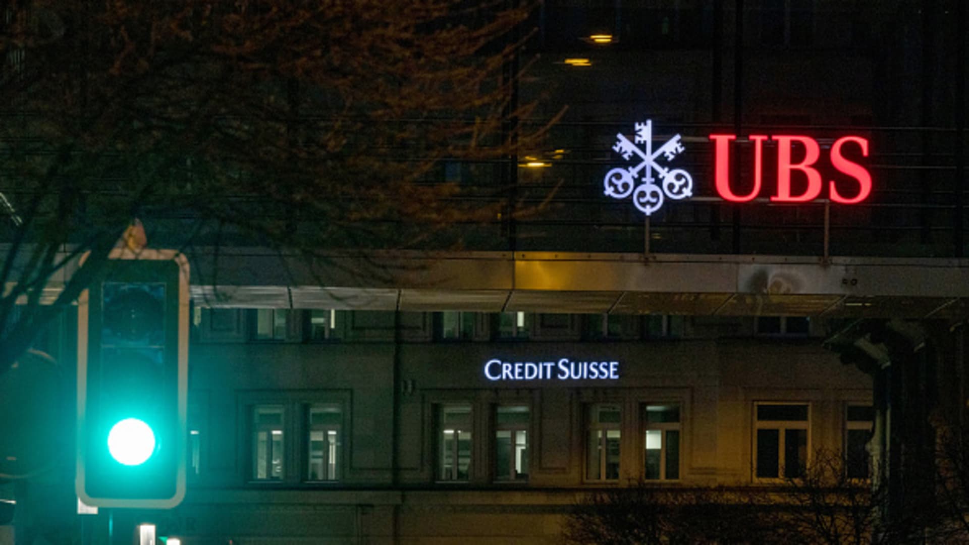 ubs-ends-credit-suisse’s-government-and-central-bank-protections