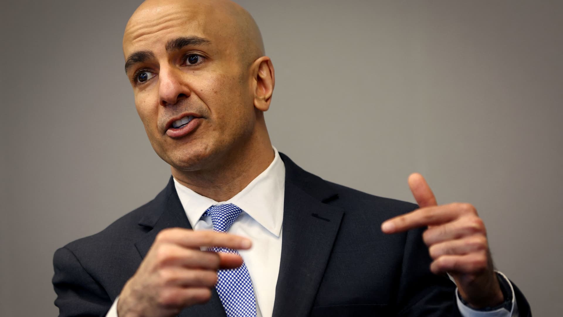 regional-banks-slide-after-fed’s-kashkari-advocates-‘significantly-further’-capital-regulation