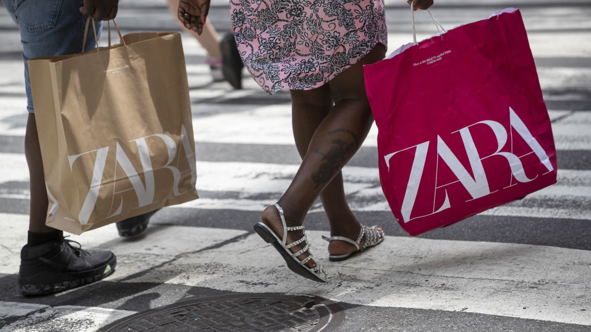 zara-owner-inditex-profit-jumps-40%-as-price-rises-slow