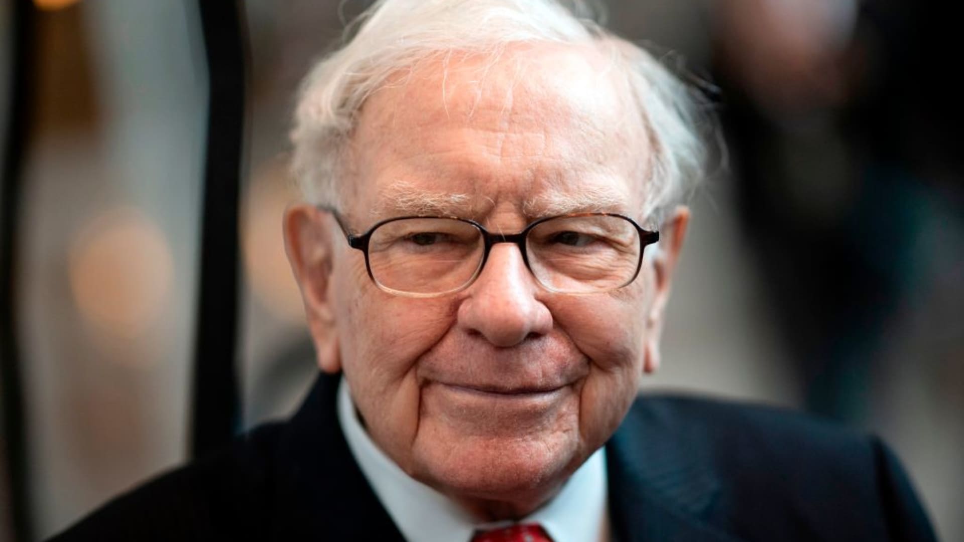 irs-data-reportedly-shows-buffett-traded-berkshire-stocks-in-personal-account,-according-to-propublica