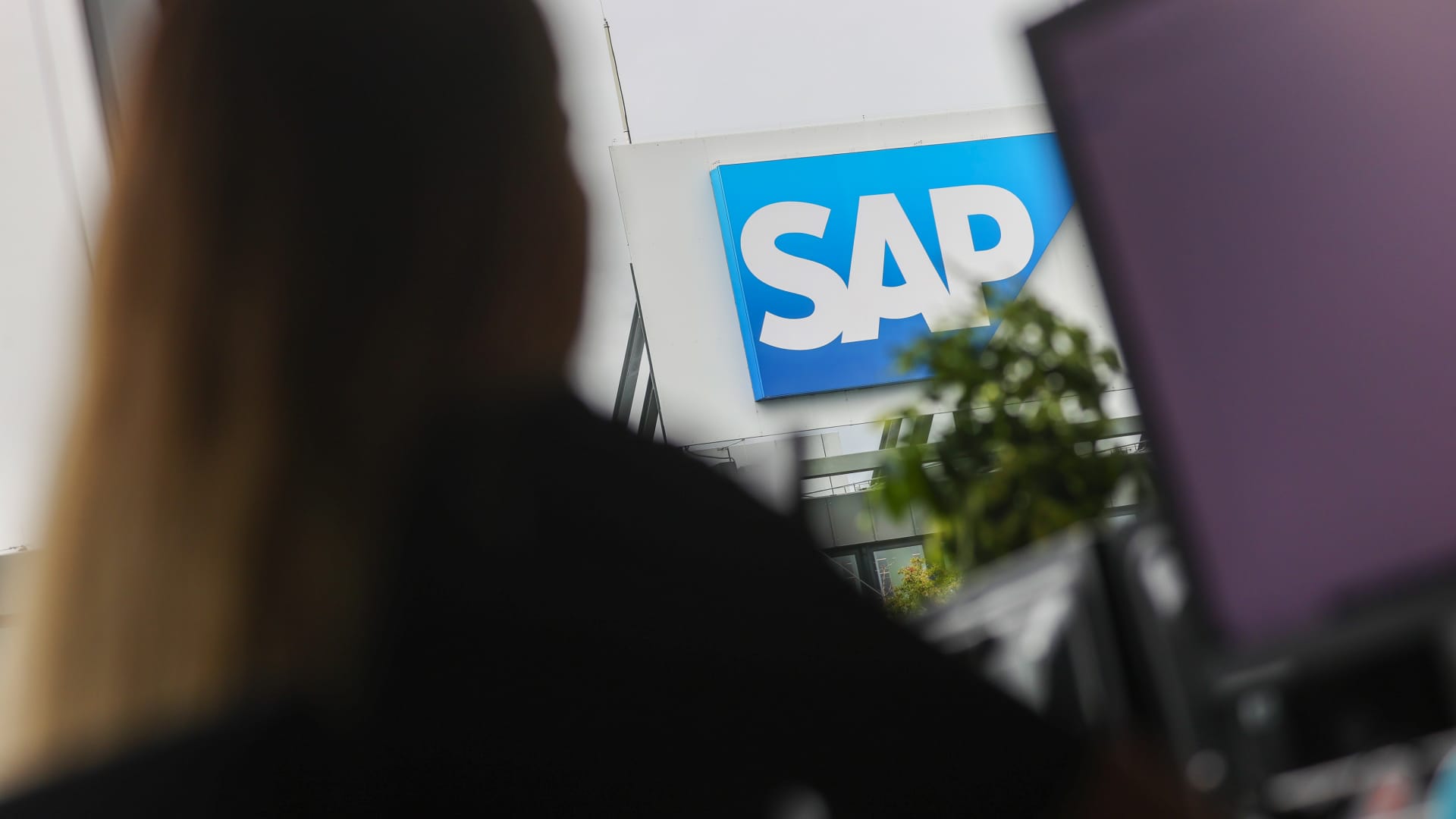 sap-shares-surge-to-all-time-high-after-results,-plans-to-restructure-8,000-jobs-in-push-to-ai