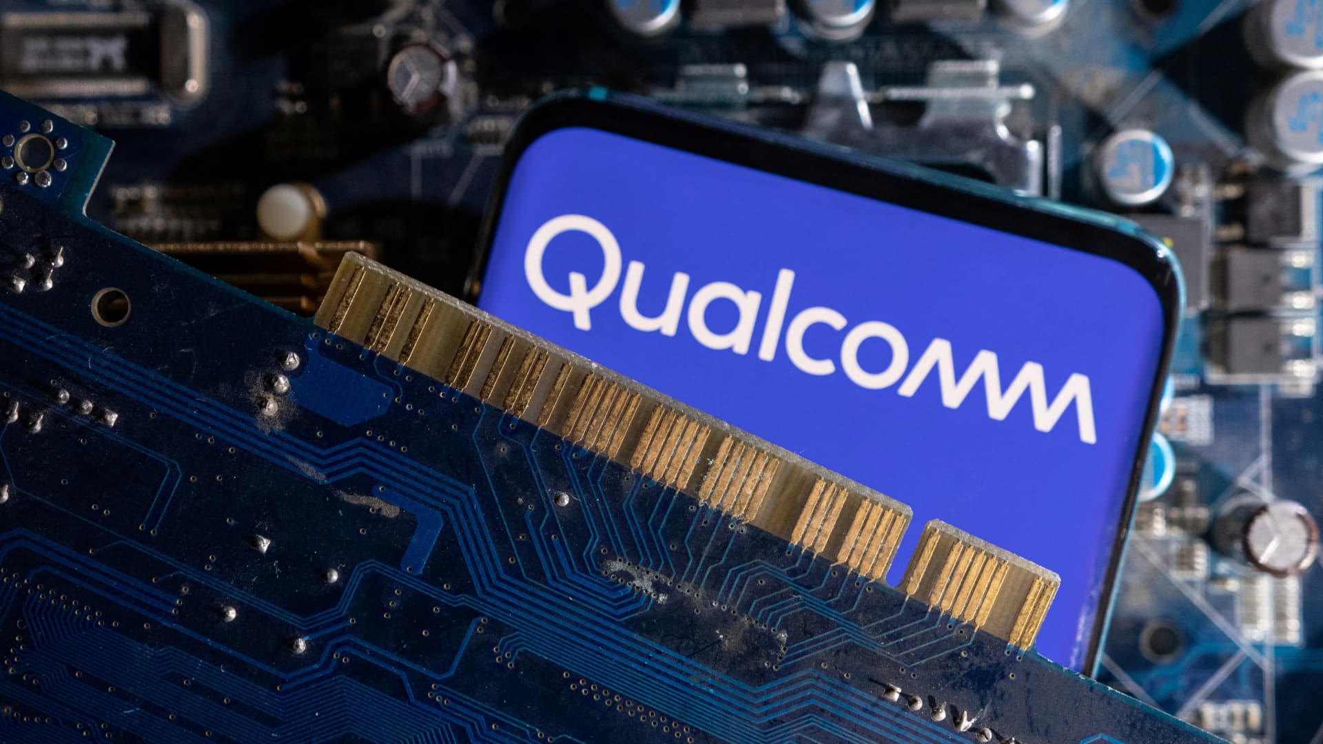 stocks-making-the-biggest-moves-after-hours:-align-technology,-qualcomm,-wolfspeed-and-more