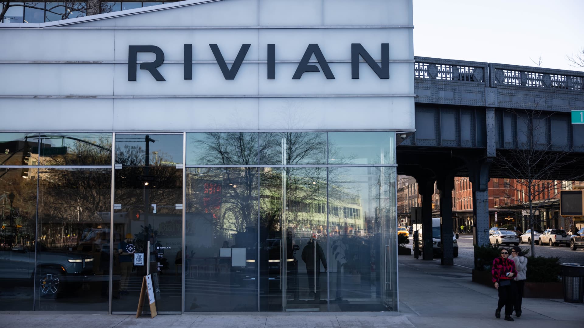 rivian-stock-falls-as-ev-maker-reports-fourth-quarter-results,-announces-10%-job-cuts