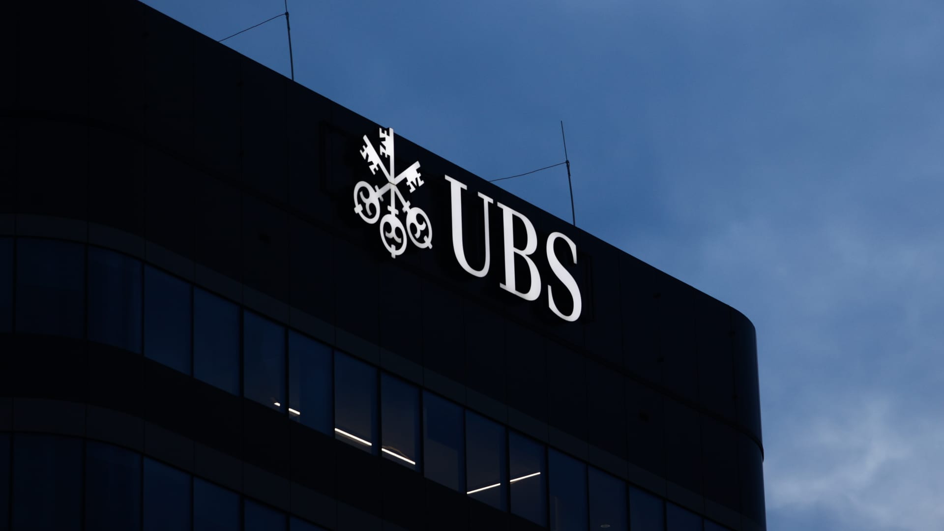 swiss-banking-giant-ubs-to-launch-share-buyback-of-up-to-$2-billion