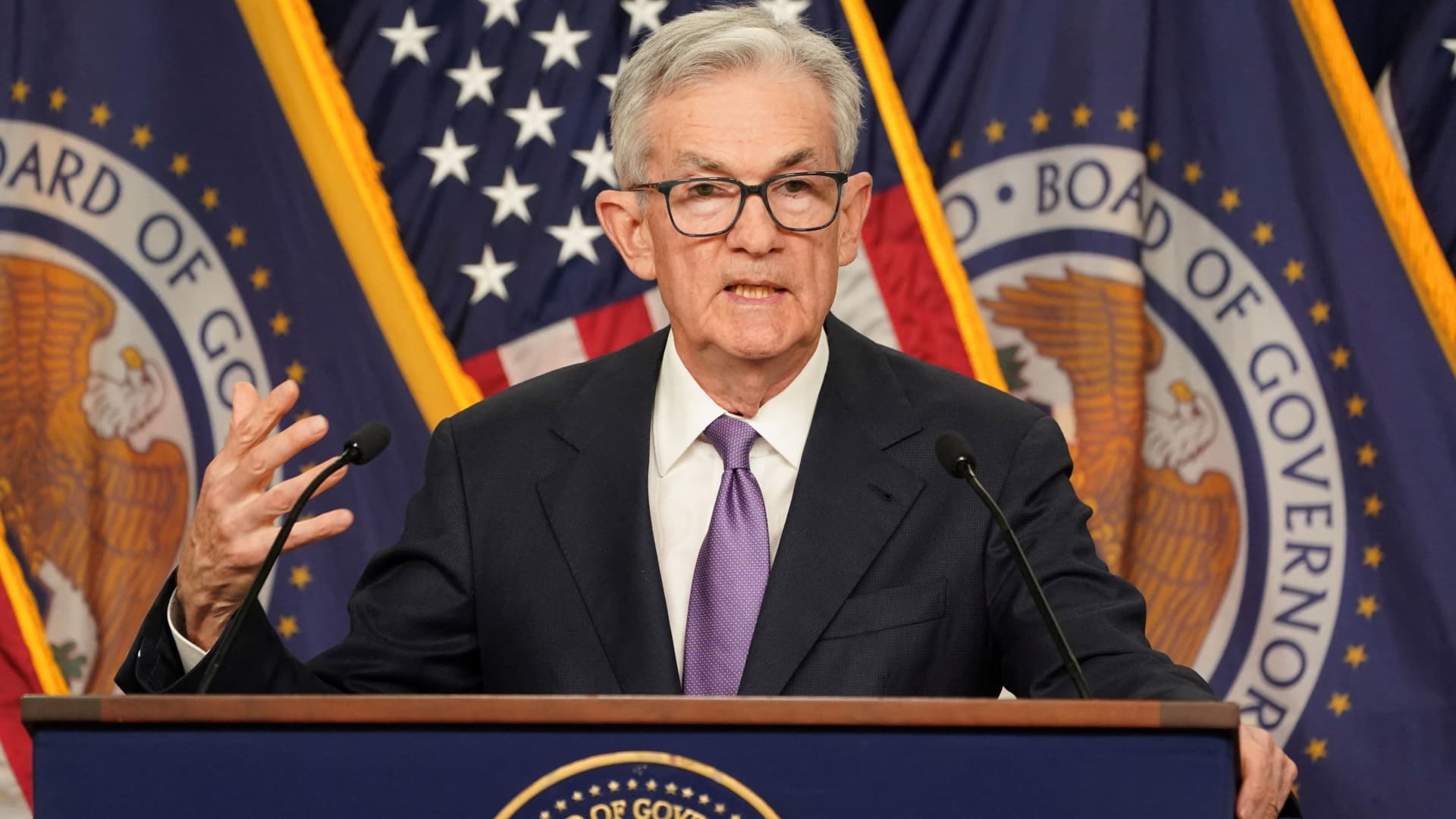 fed-chair-powell-says-there-has-been-a-‘lack-of-further-progress’-this-year-on-inflation