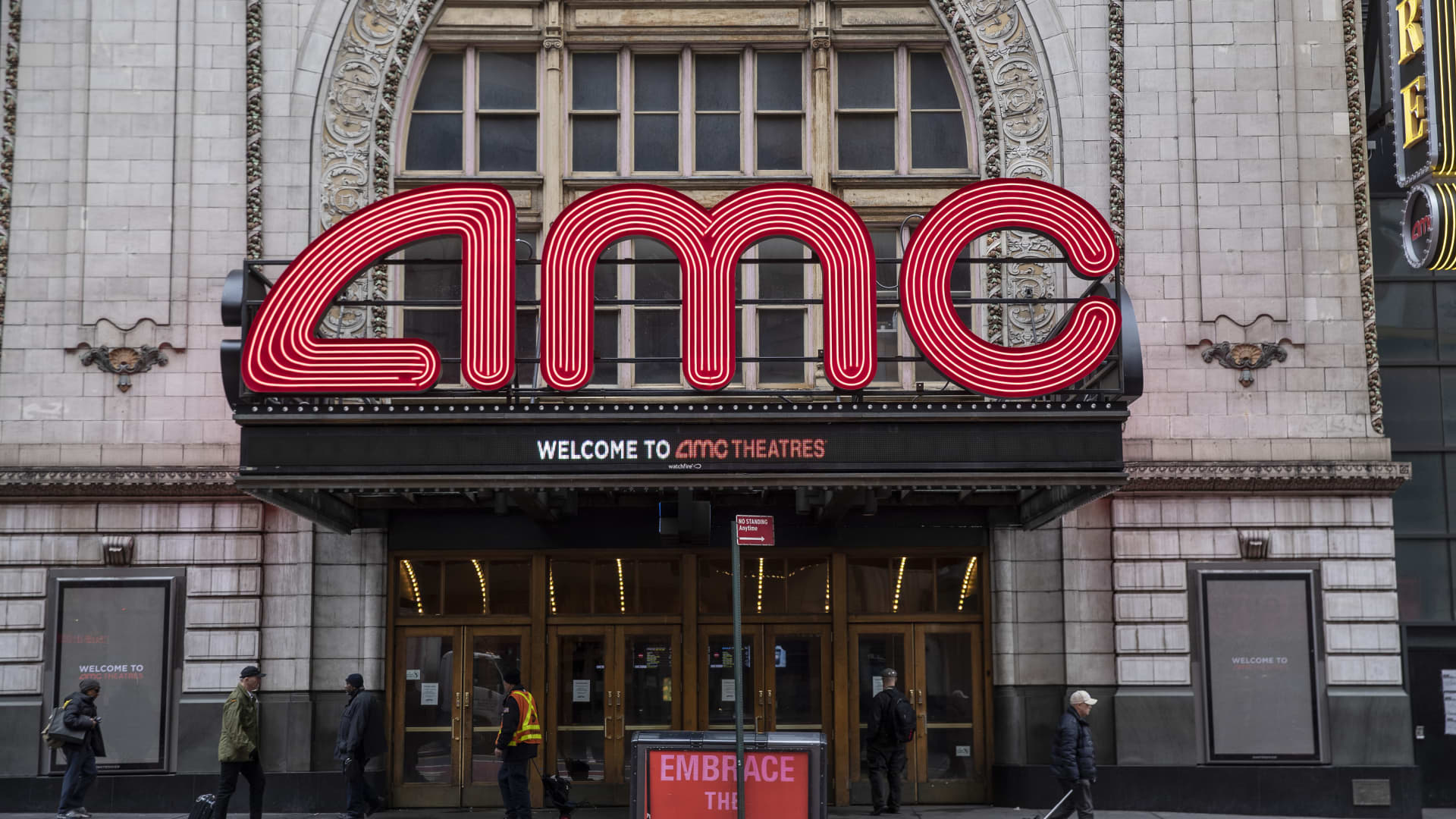 amc-completes-$250-million-stock-sale-during-meme-rally,-shares-jump-100%-in-premarket