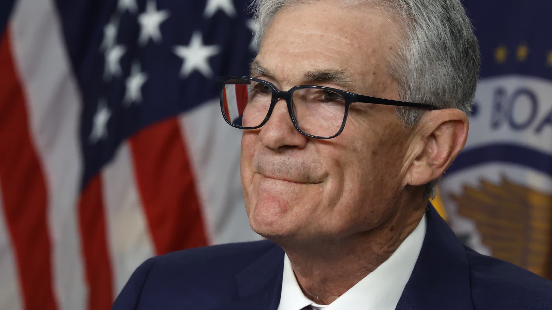 watch-fed-chair-jerome-powell-speak-live-to-bankers-group-in-amsterdam