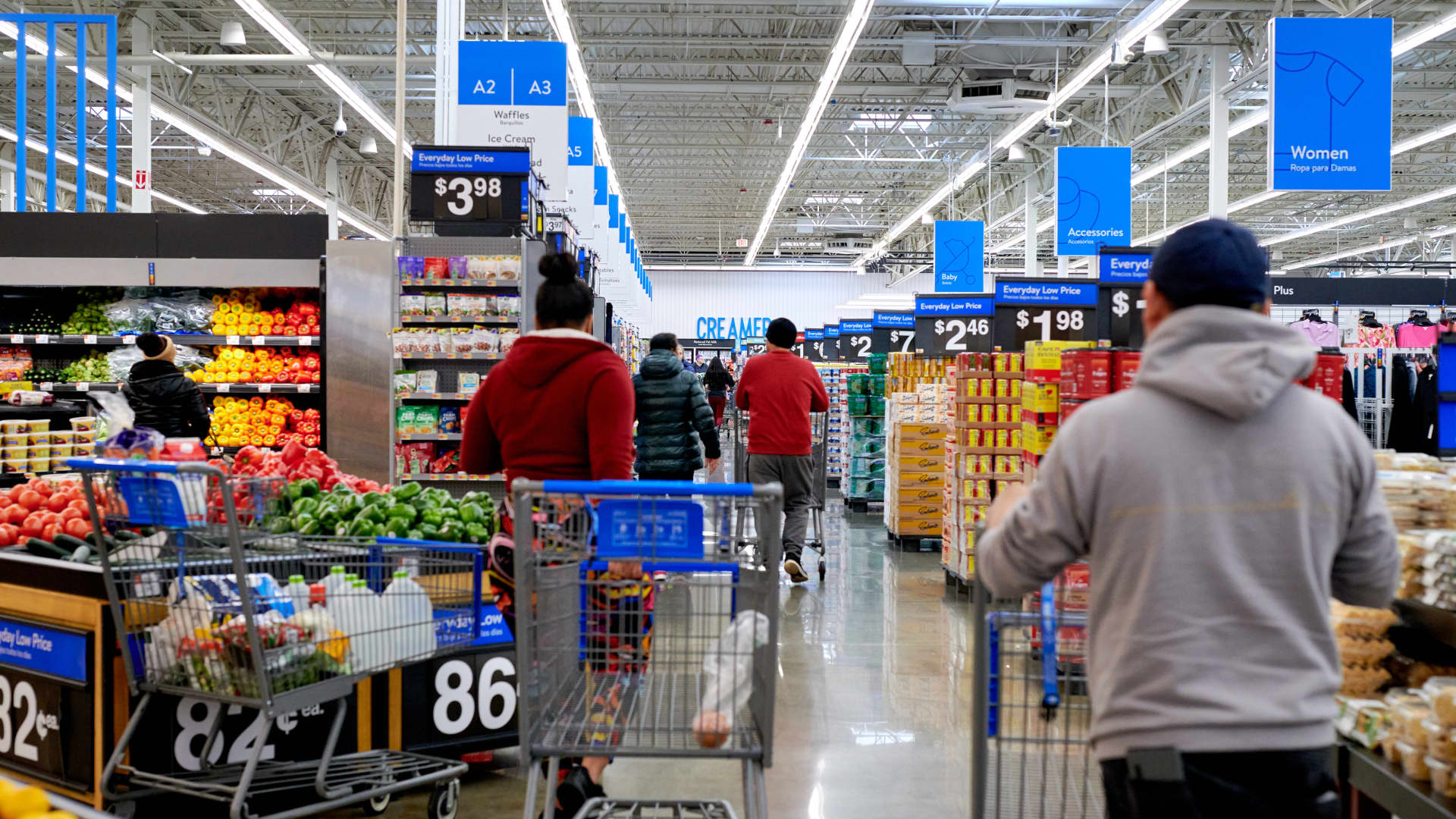 affluent-consumers-are-creating-a-‘bubble’-at-walmart,-warns-retailer’s-former-us.-ceo-bill-simon