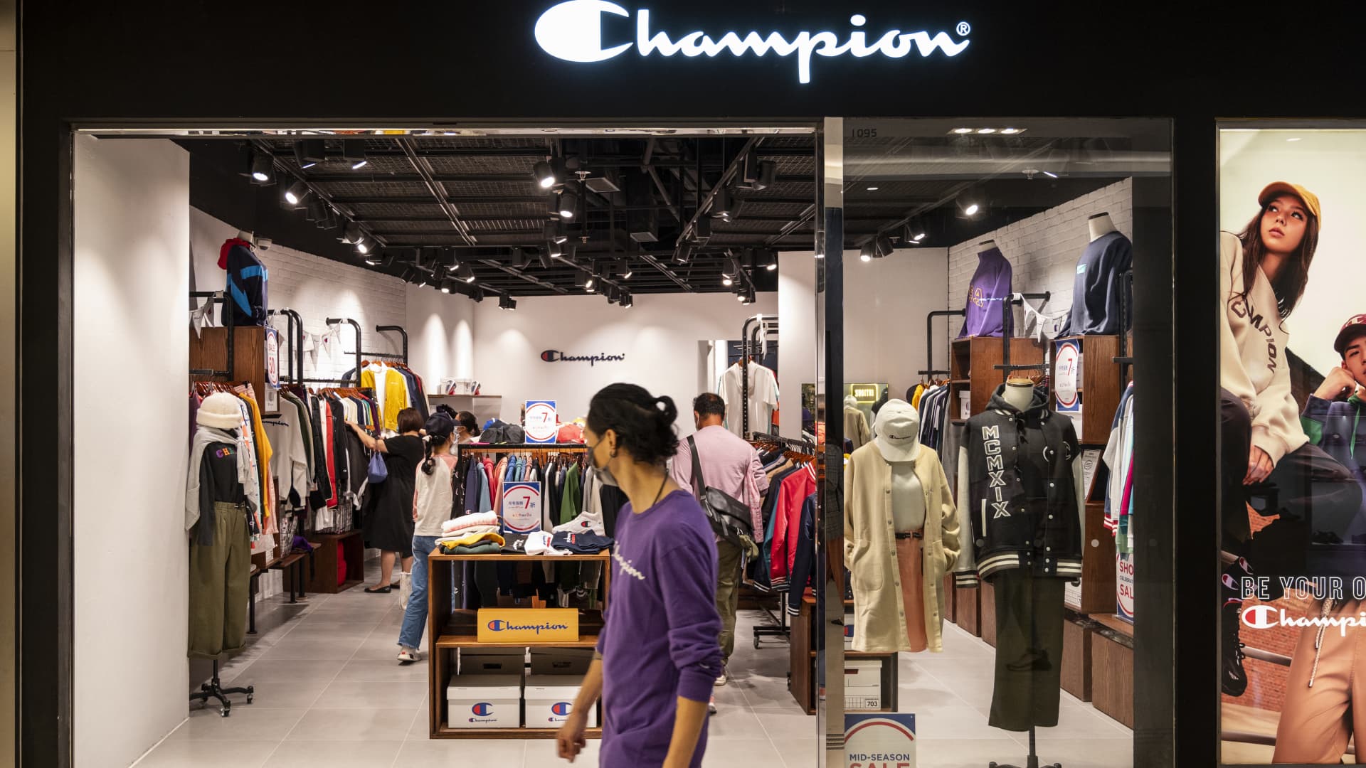 hanesbrands-to-sell-champion-brand-to-authentic-brands-in-$1.2-billion-deal