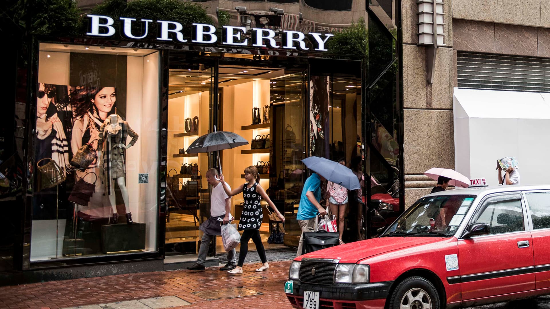 burberry-shares-drop-15%-after-the-luxury-giant-issues-profit-warning-and-replaces-ceo