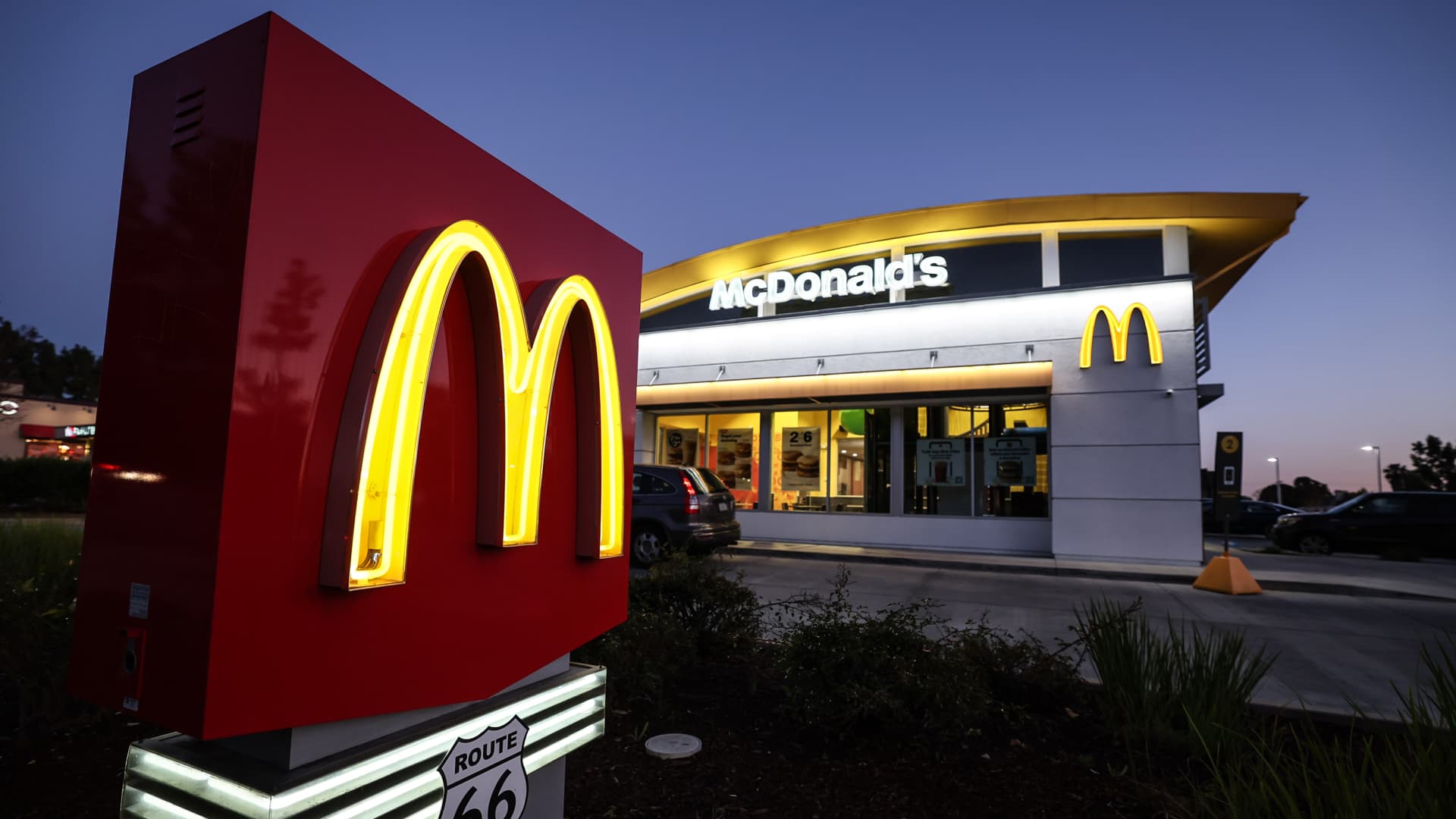 stocks-making-the-biggest-moves-before-the-bell:-mcdonald’s,-tesla,-stellantis-and-more