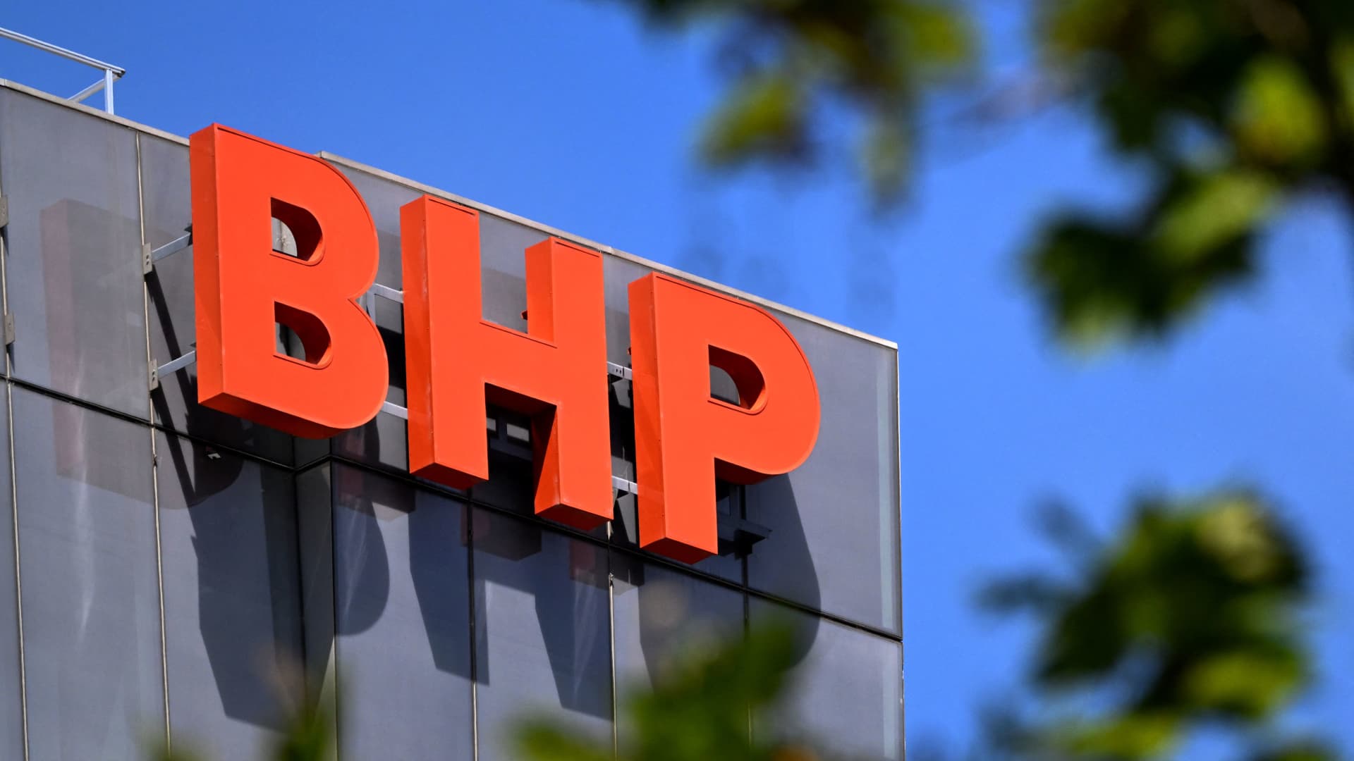 bhp-ceo-expects-a-turnaround-in-china’s-property-sector-in-year-ahead