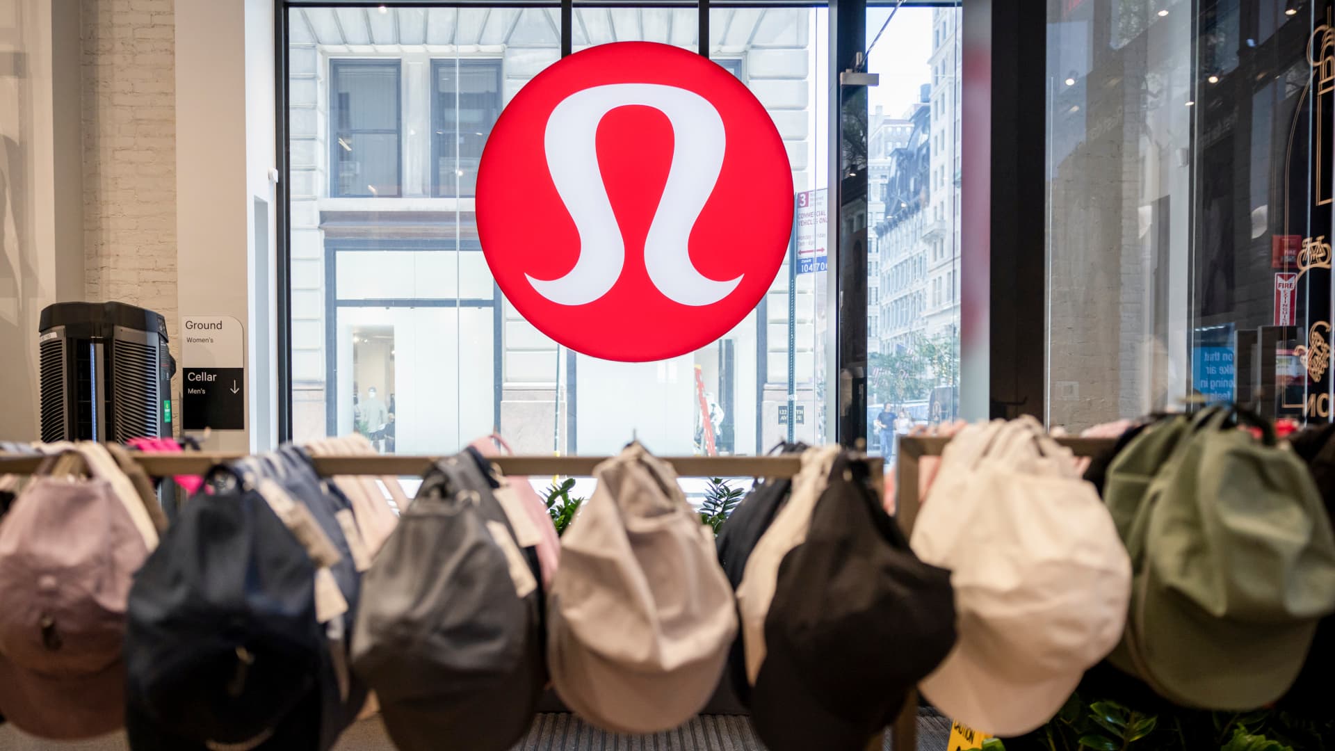 lululemon-cuts-guidance,-misses-sales-estimates-after-botched-product-launch