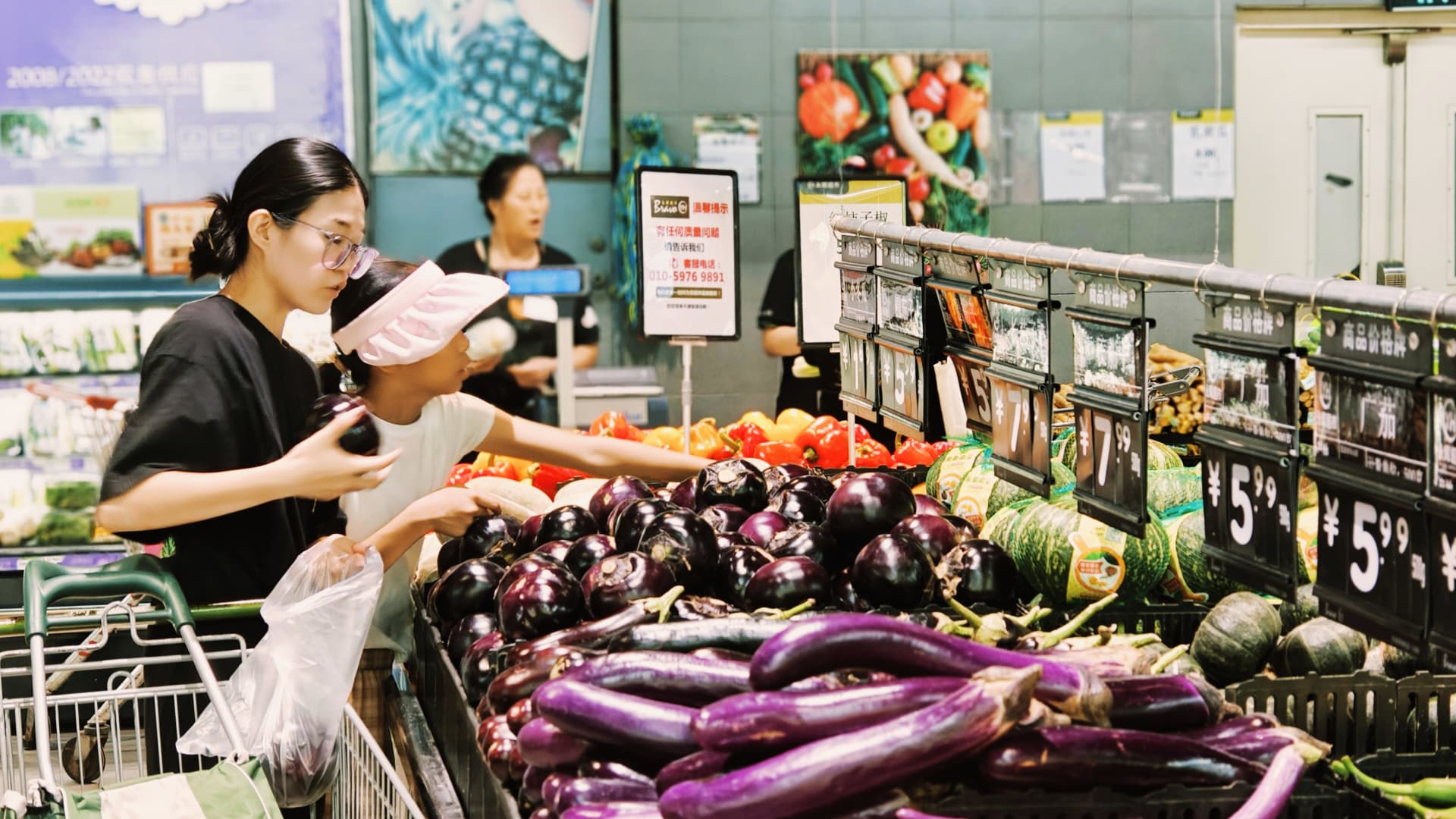 china’s-cpi-climbs-0.6%-in-august,-missing-expectations-as-transport,-home-goods-prices-fall