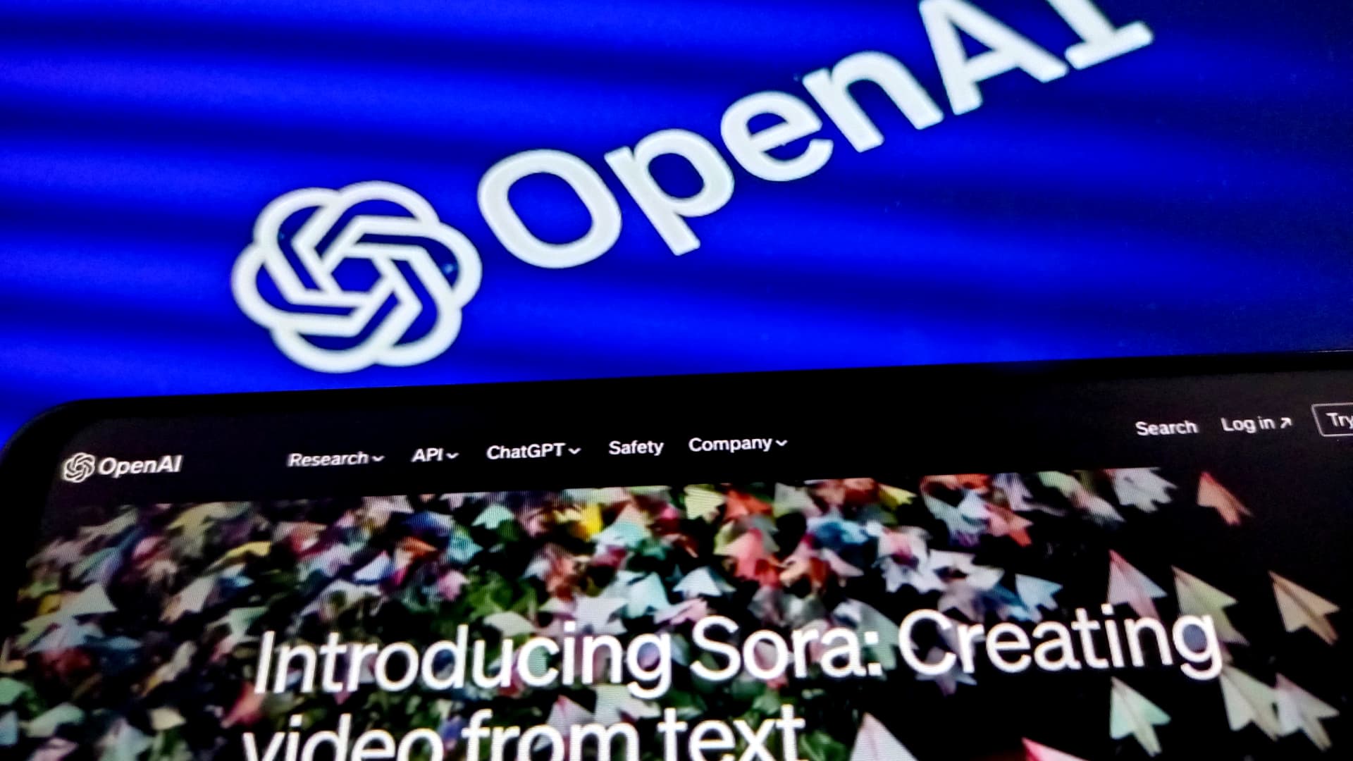 openai-cfo-tells-investors-funding-round-should-close-by-next-week-despite-executive-departures