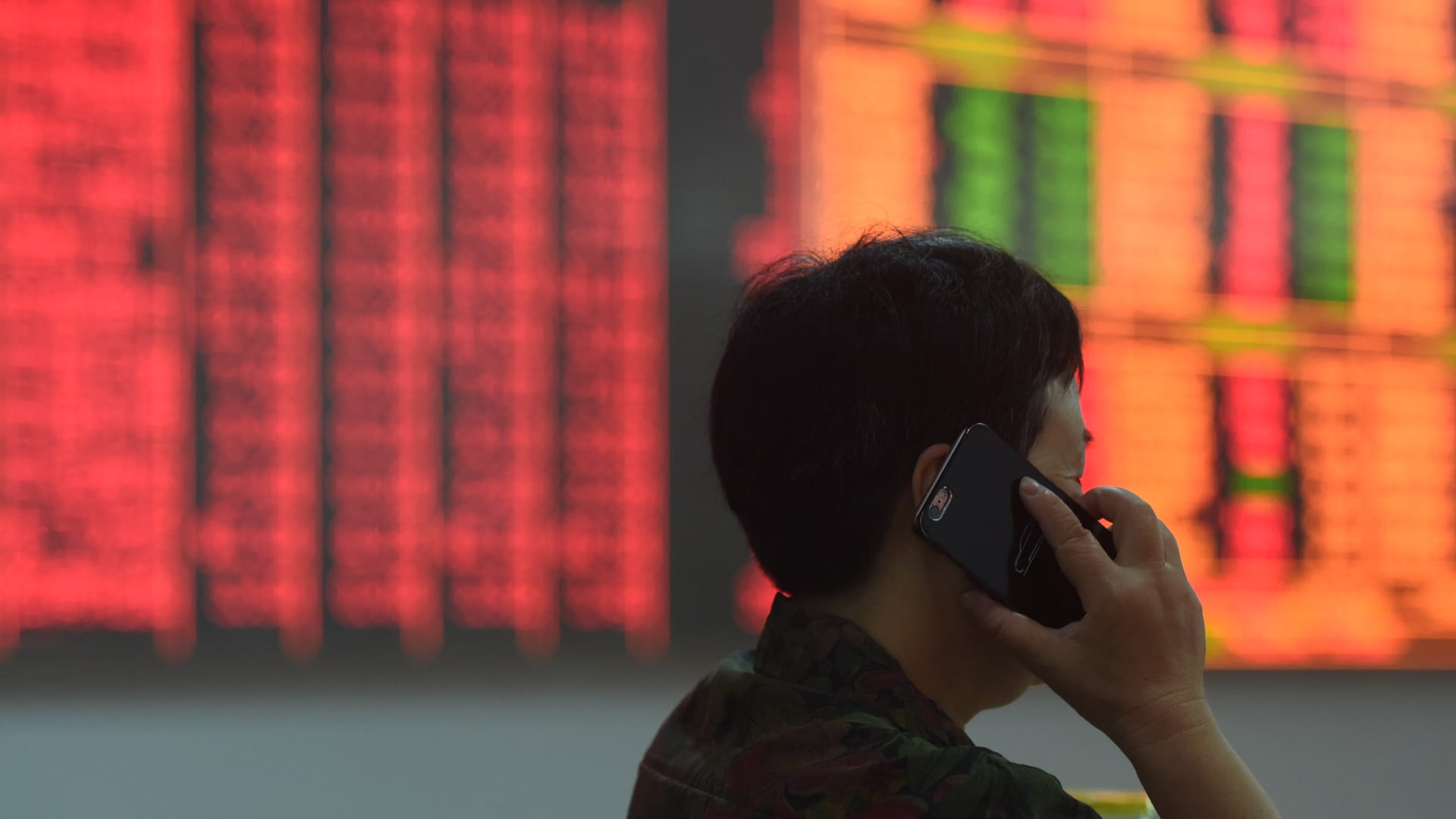 china-stocks-just-had-their-best-day-in-16-years,-sending-related-us.-etfs-soaring