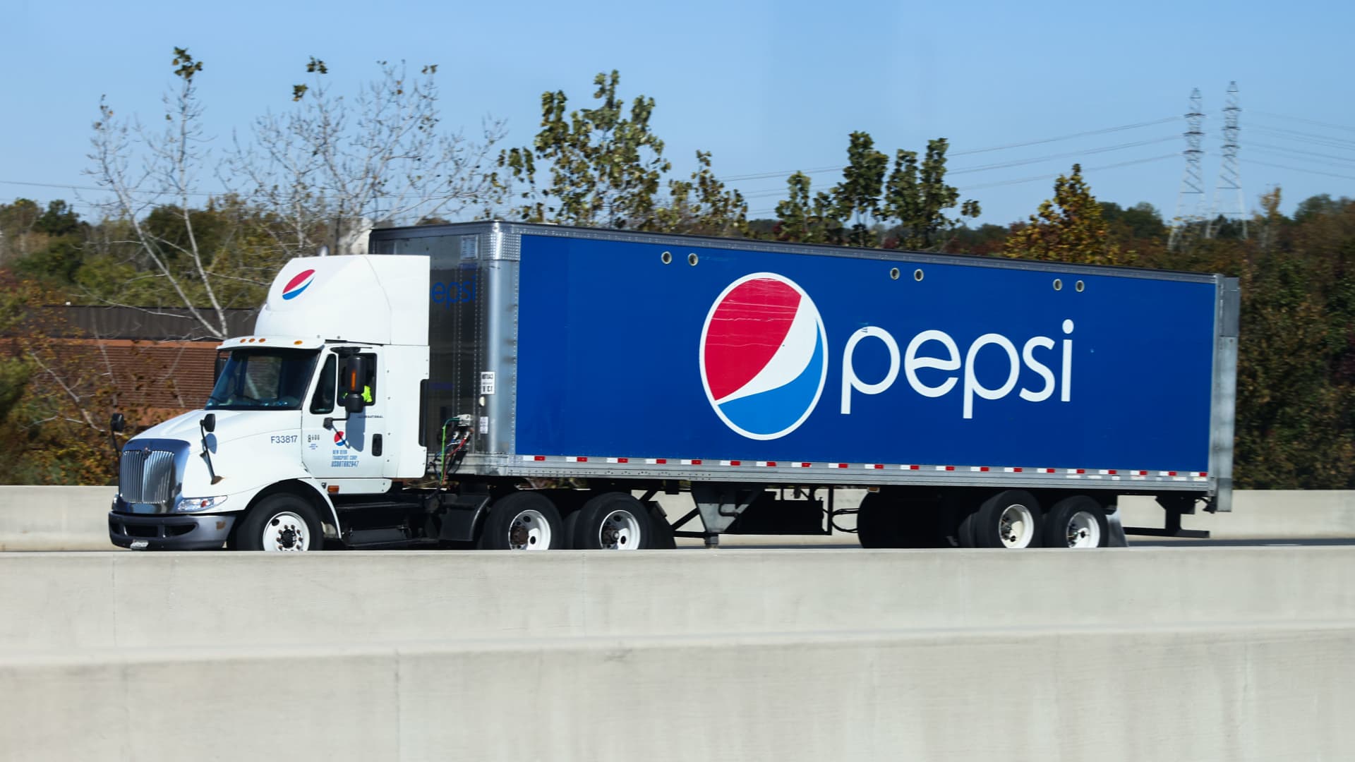 pepsico-trims-revenue-outlook-as-north-american-snacking,-key-international-markets-lag