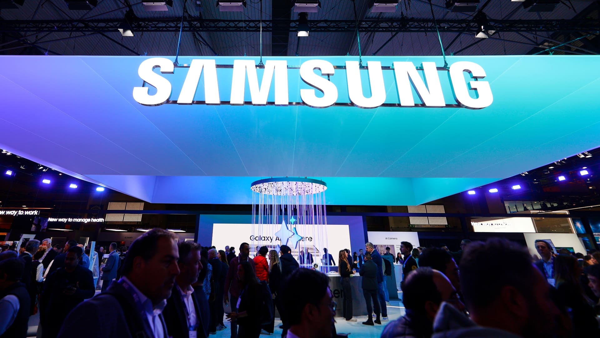 samsung-posts-disappointing-third-quarter-profit-guidance-as-it-grapples-with-ai-chips