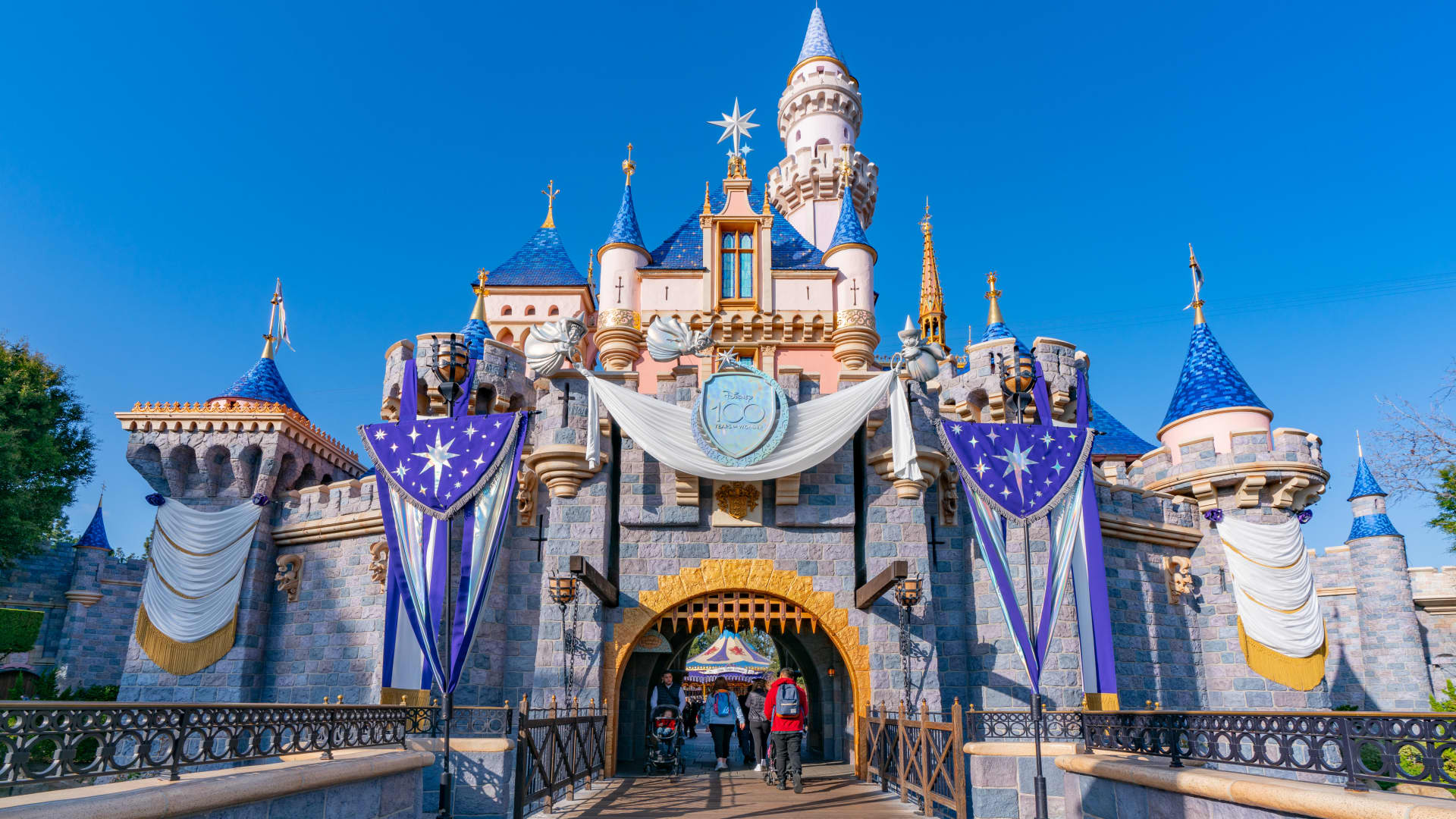 disneyland-hikes-ticket-prices-for-its-highest-demand-days