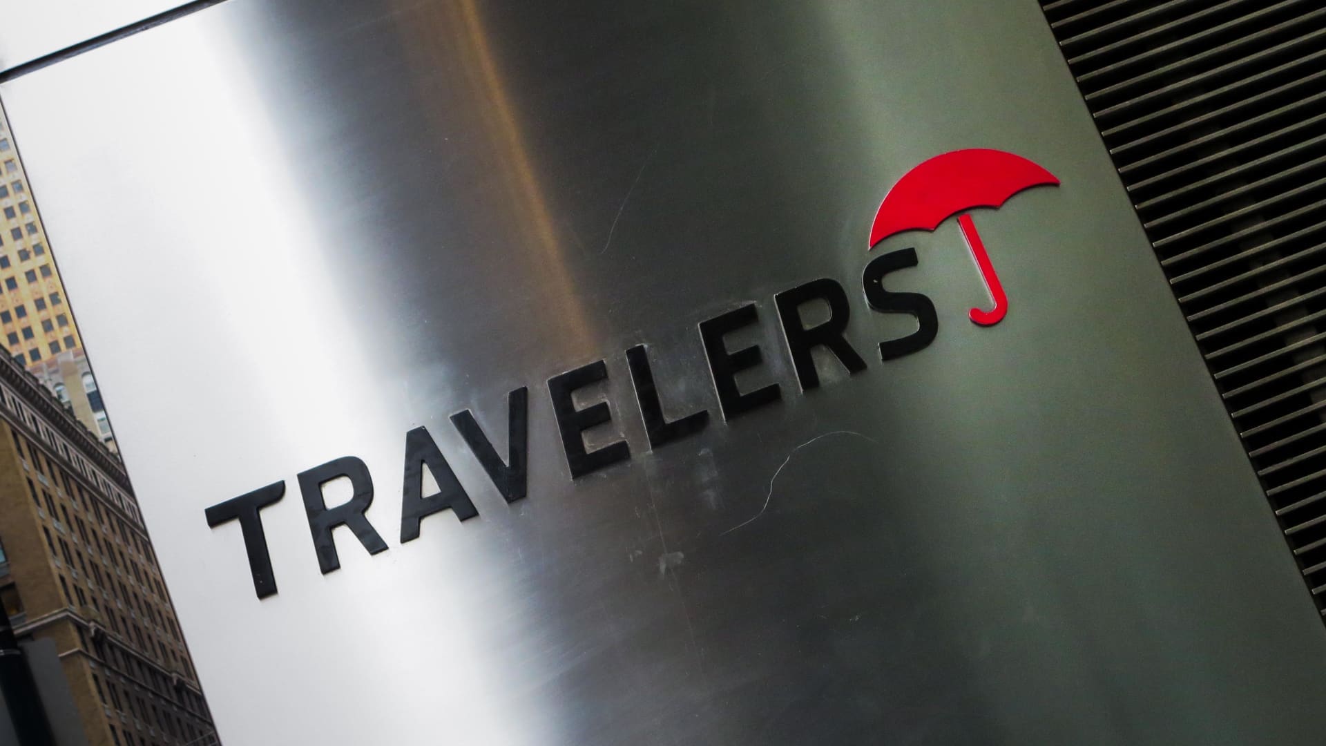 insurer-travelers-profit-soars-on-underwriting-strength,-investment-gains