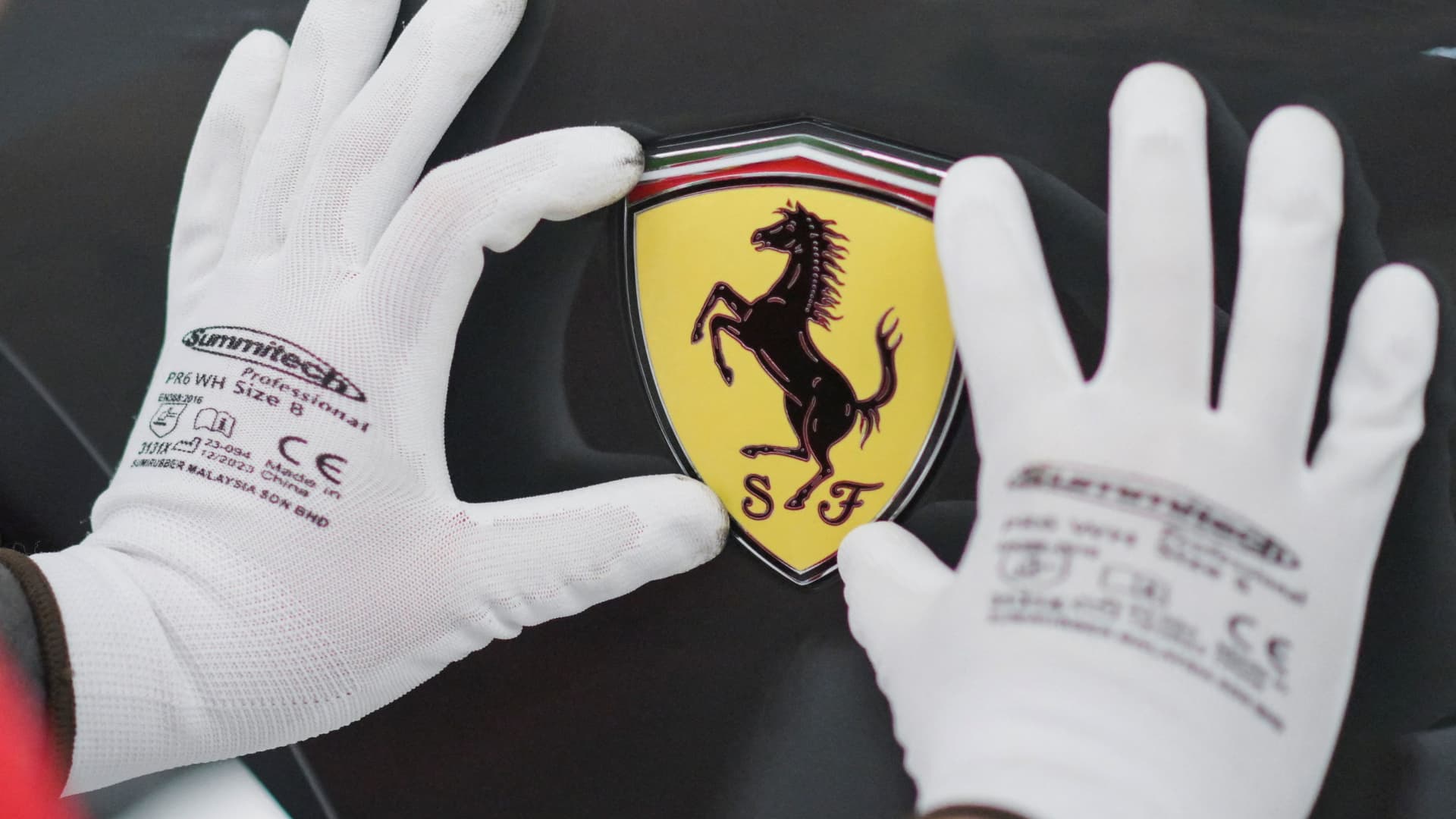 ferrari’s-core-profit-rises-7%,-helped-by-product-mix,-personal-touches