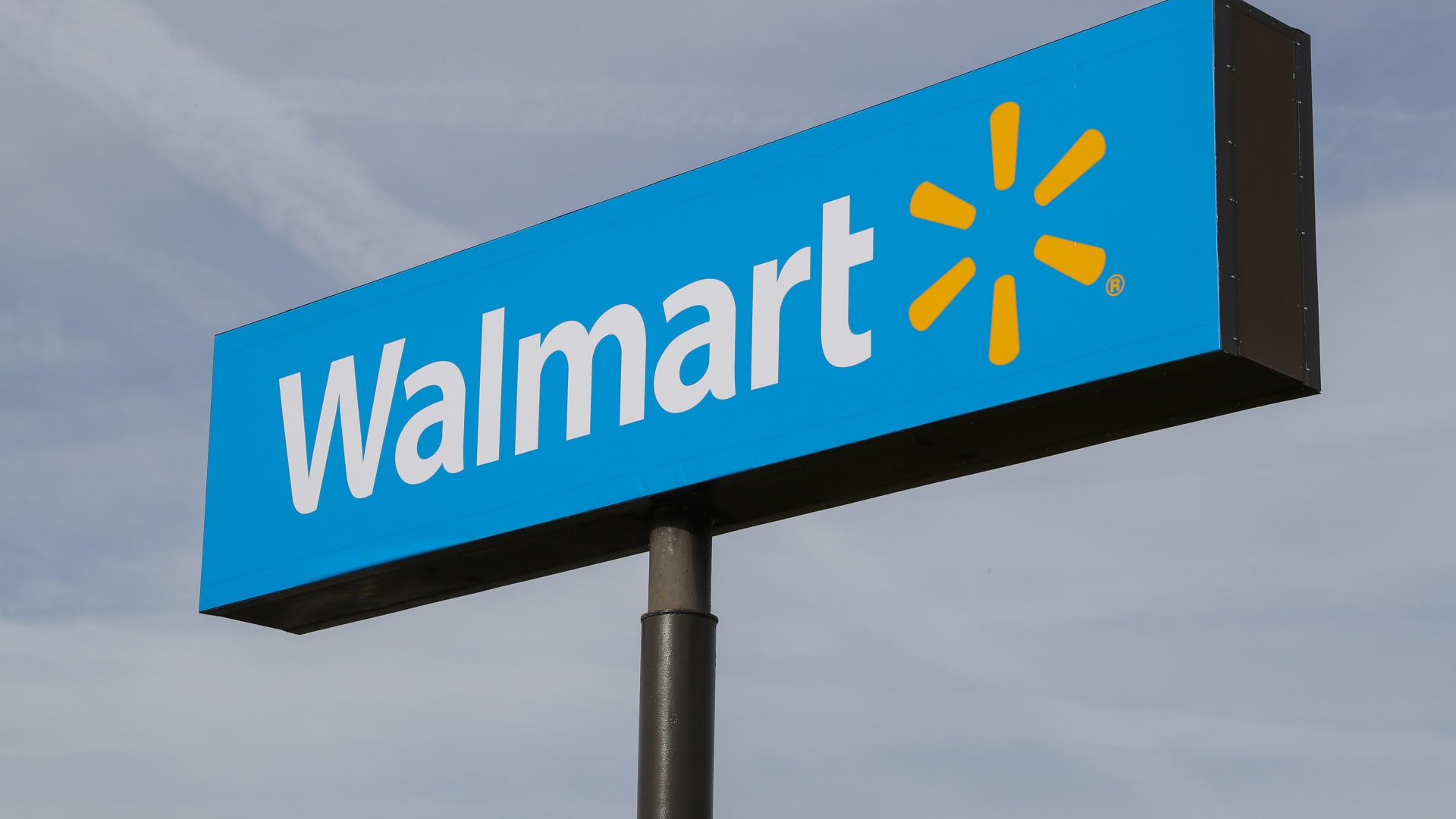 walmart-will-report-earnings-before-the-bell.-here’s-what-to-expect