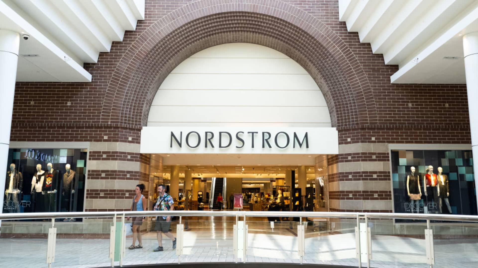 stocks-making-the-biggest-moves-midday:-nordstrom,-dell,-solaredge-technologies-and-more