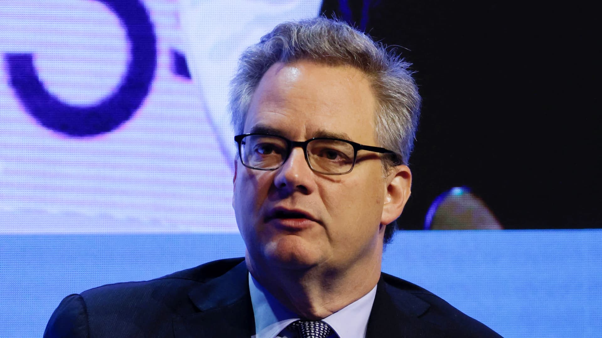 mark-wiedman,-a-top-blackrock-exec-thought-to-be-fink’s-successor,-is-leaving-the-company