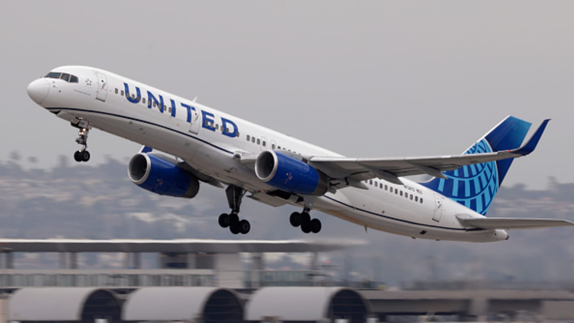 Stocks making the biggest moves premarket: Netflix, United Airlines, Procter & Gamble, Oracle and more