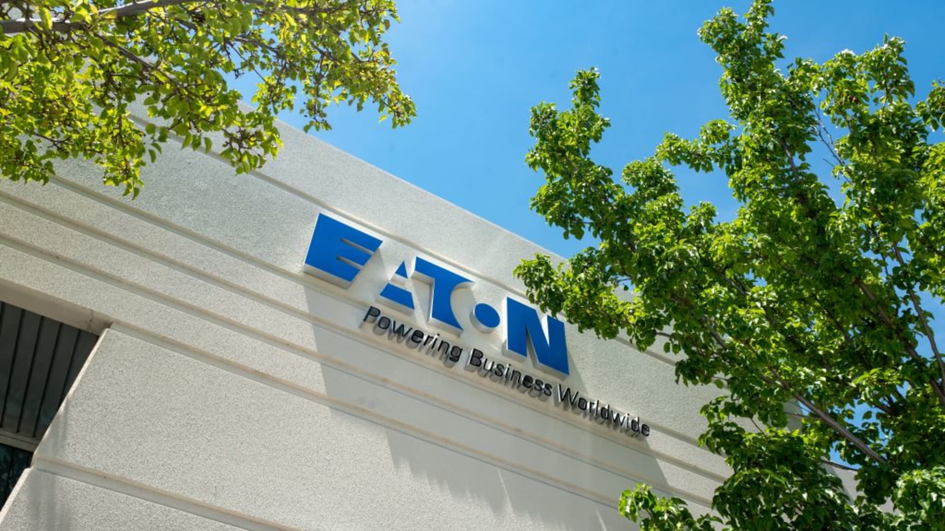 Eaton reports mixed results but makes clear its AI data center business is still full steam ahead