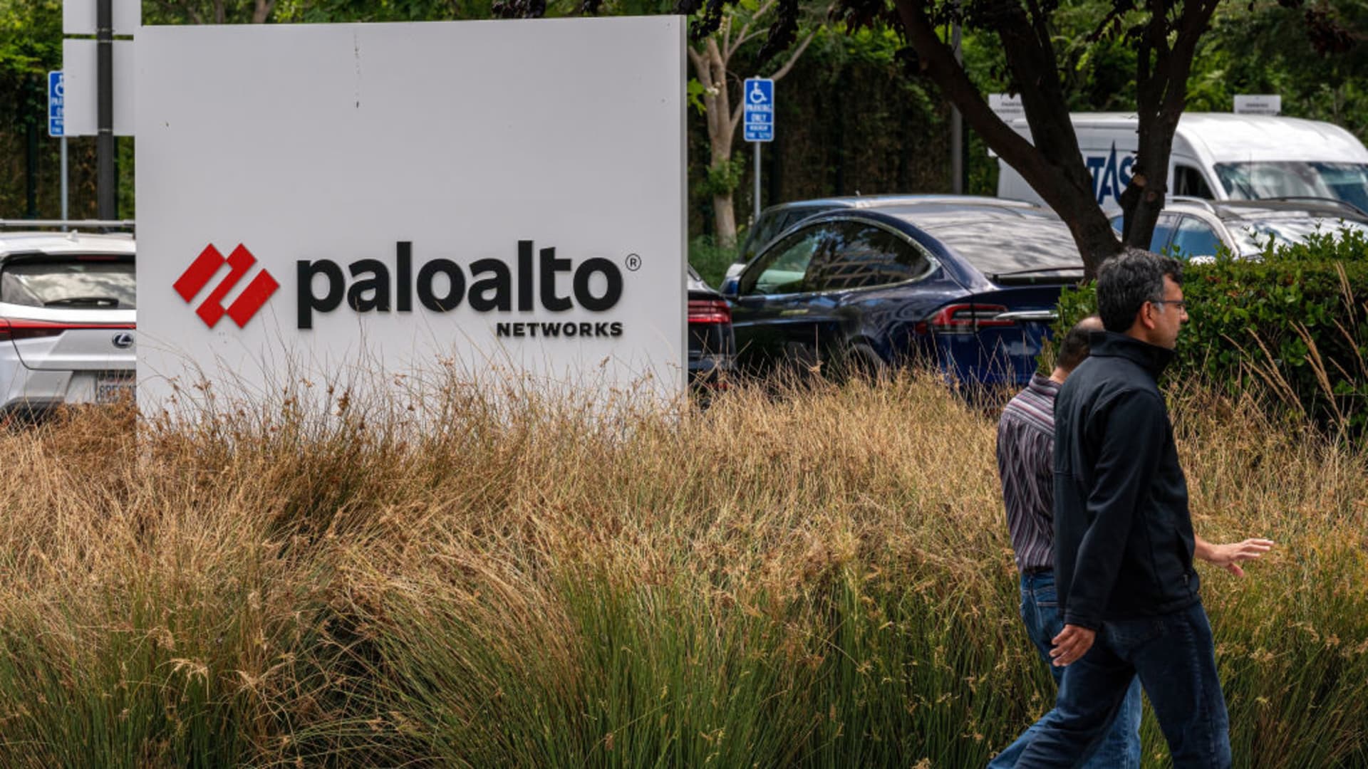 palo-alto-deserves-more-credit-for-quarterly-results-only-a-year-into-its-new-strategy