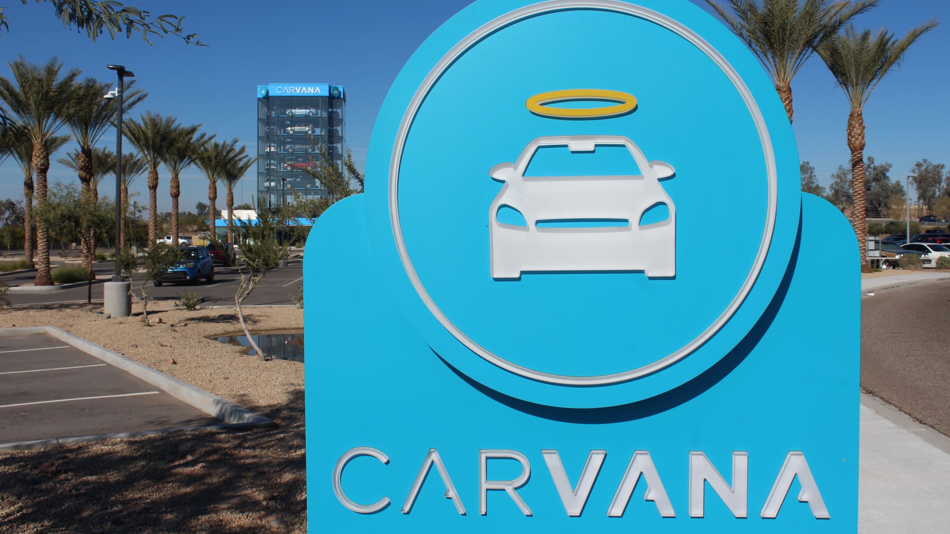 carvana-expects-another-‘strong’-year-after-topping-fourth-quarter-expectations