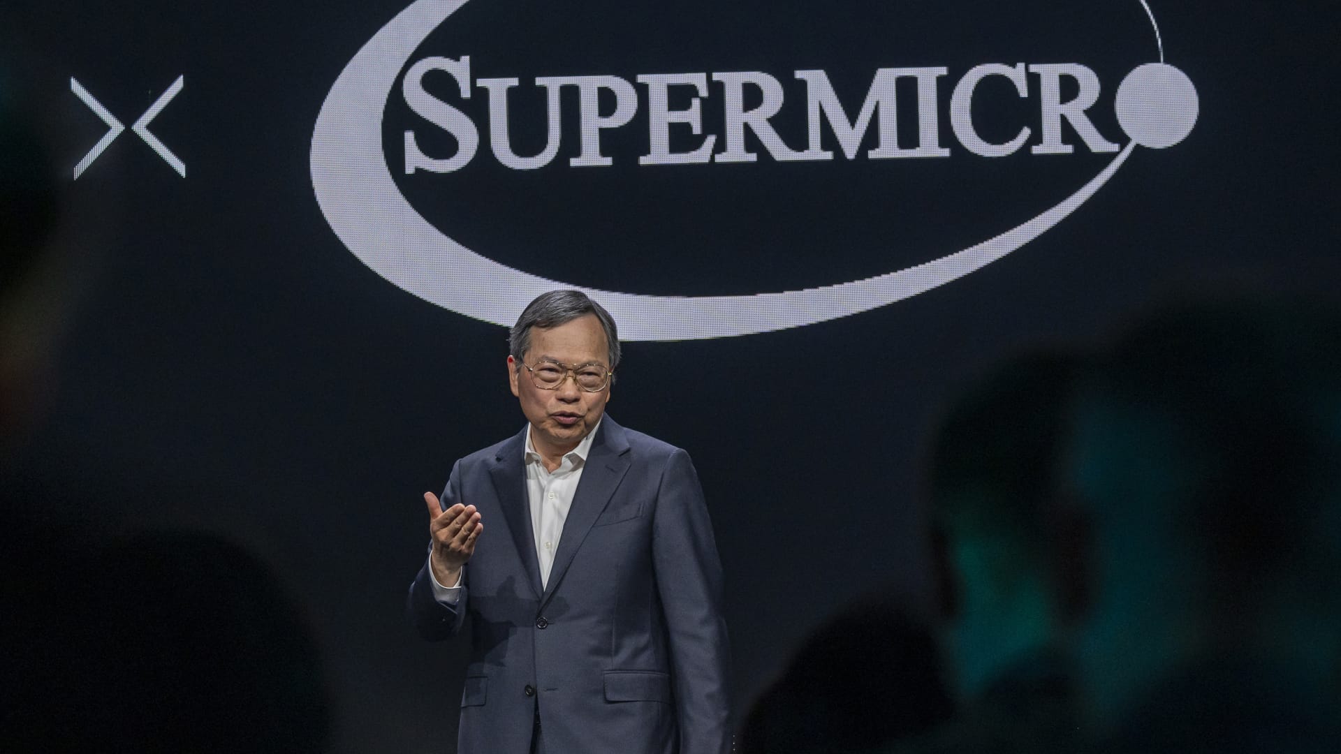 super-micro-computer-surges-16%-after-filing-delayed-financials-by-deadline