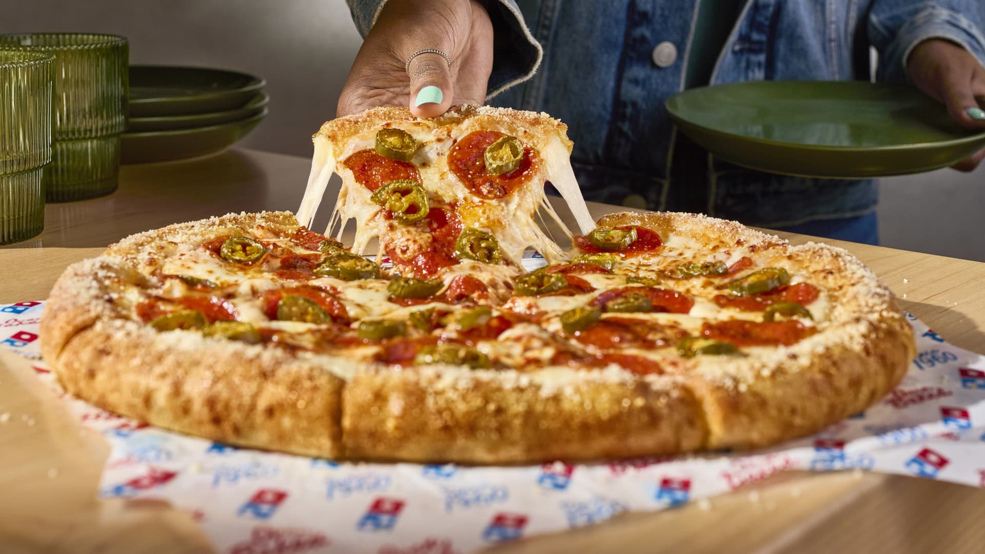 domino’s-pizza-finally-launches-stuffed-crust-to-keep-customers-away-from-rivals