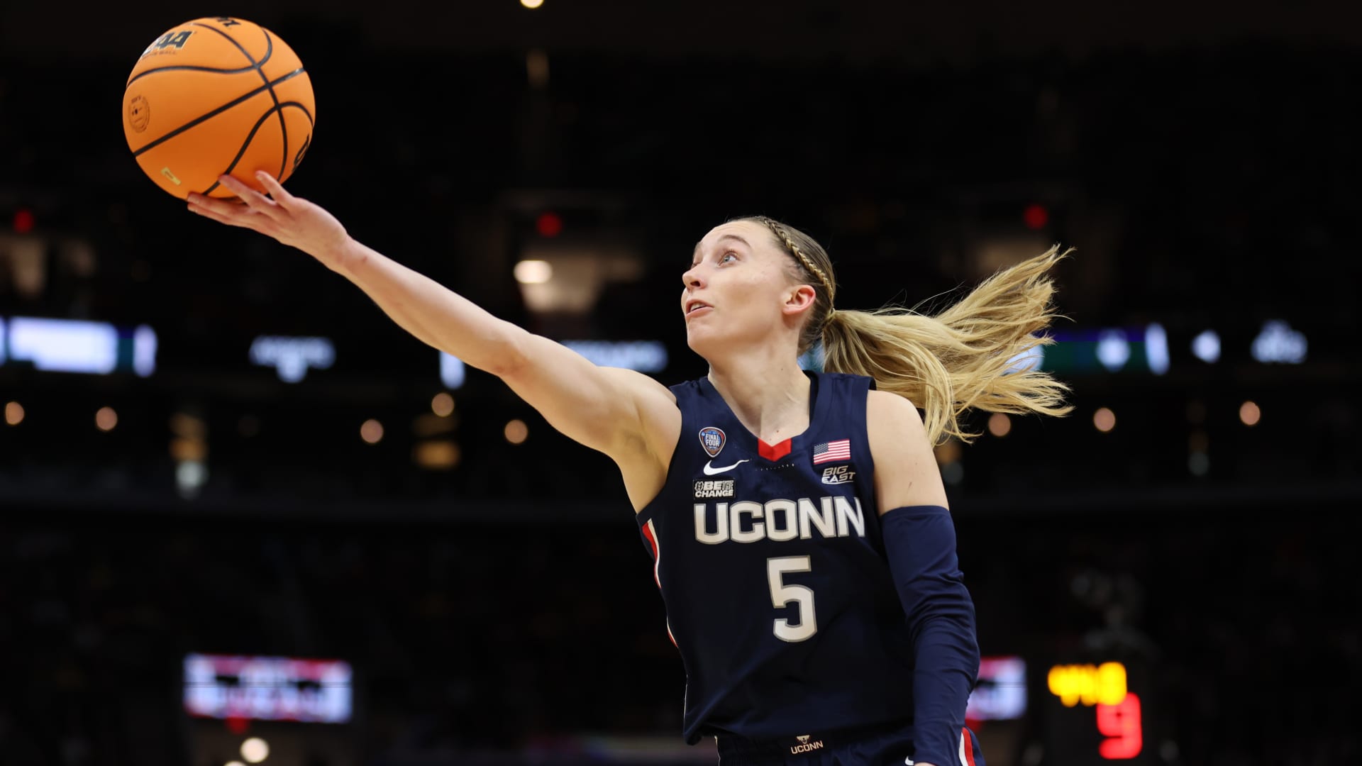 uconn-star-paige-bueckers-touts-financial-literary-as-nil-boosts-women’s-sports